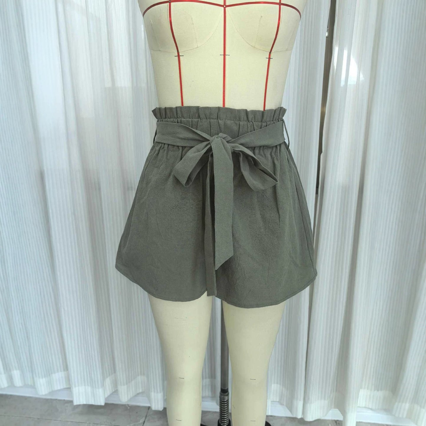 Solid color lace up waist shorts